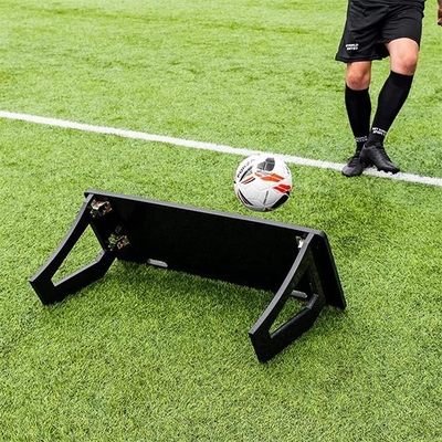 HDPEの折り畳み式のサッカーの訓練の壁のプラスチック携帯用サッカーの反動のトレーナー板