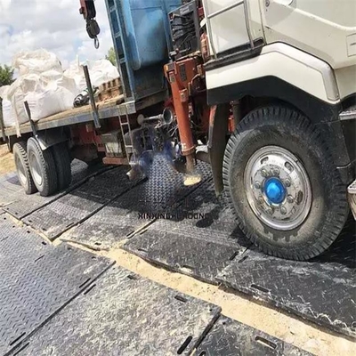 堅いプラスチック床の携帯用道路のマットのHdpeの地面の保護道のマット
