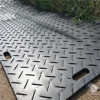 4X8ftの反スリップの軽量のプラスチック一時的な地上の保護マットのHDPEの沼地のマット