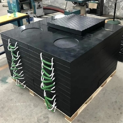 クレーンのためのカスタマイズされた頑丈なHDPEのプラスチック アウトリガー パッドの負荷計算